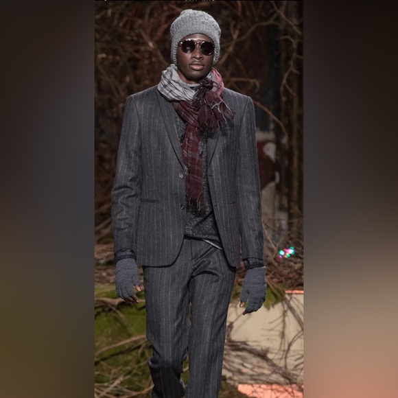 John Varvatos Collection Runway Peak Lapel Jacket.Size EU 52 USA 42